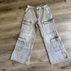 H&M grey washed cargo jeans size 6